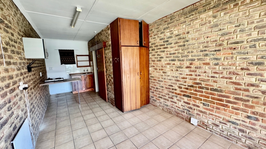 11 Bedroom Property for Sale in Die Bult North West
